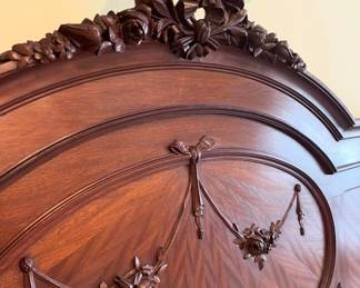Queen bed close up picture