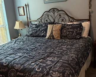 Paris Themed Queen Bedding Set