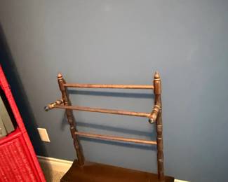 Victorian Style SpindleTurned Quilt Rack with Shelf