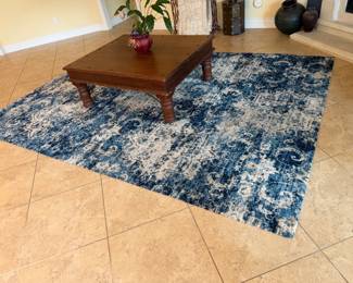 Distressed Traditional Medallion Area Rug