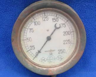 Lot 173. Vintage U.S. Gauge Co. 0-250 gauge