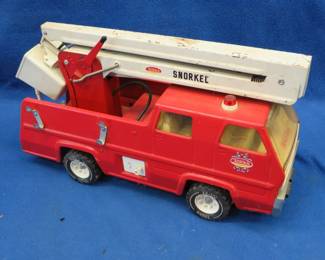 Lot 144. Vintage metal Tonka bucket truck