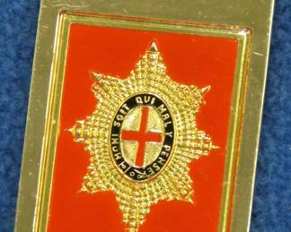 Lot 103. Franklin Mint's sterling silver The Life Guards United Kingdom ingot from "The World's Greatest Regiments" weighing 23.16 grams.. All 50 emblems and the wooden display case will be sold separately in this auction