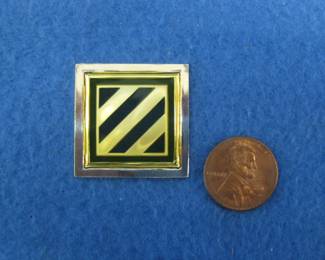 Lot 202. Franklin Mint's sterling silver 3rd Infantry Division United States ingot from "The World's Greatest Regiments" weighing 14.50 grams.. All 50 emblems and the wooden display case will be sold separately in this auction