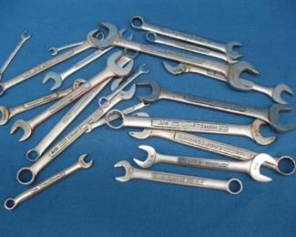Lot 180. Over 20 Craftsman wrenches both standard and metric