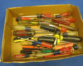 Lot 247. Screwdrivers