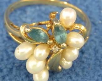 Lot 265. Women's cocktail ring size 9 1/2 marked 14K 585