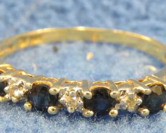 Lot 268. Women's size 6 3/4 10K black Onyx or blue sapphire ring