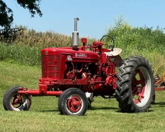 FARMALL SUPER MTA TRACTOR