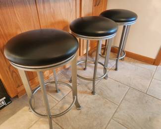 3 PC heavy duty bar stools