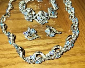 Costume jewelry & watches