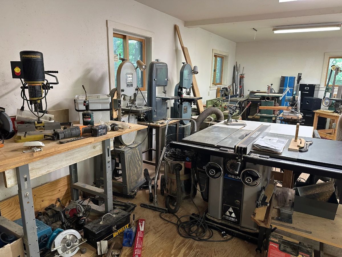 Woodworking equipment, tools, saws, power tools, hand tools, Delta, Makita, Stanley