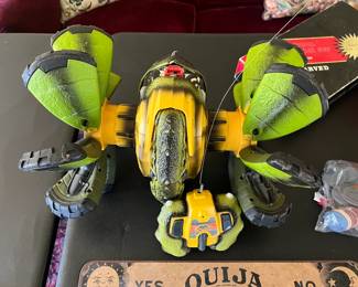 Tyco 2005 Shell Shocker remotecontrol vehicle