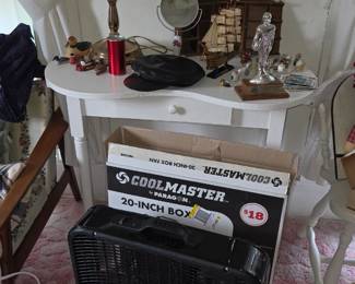 Small vanity