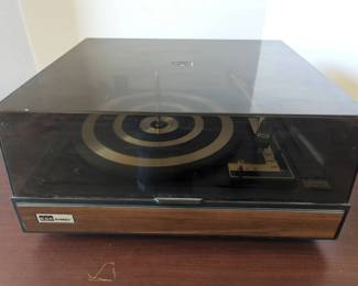BSR McDonald 2260AG Professional Turntable