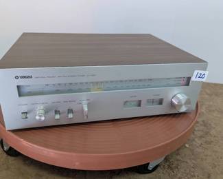 Yamaha CT-600 AM/FM Stereo Tuner