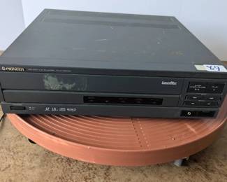 Pioneer CLD-V2400 CD/LD Player (1993)