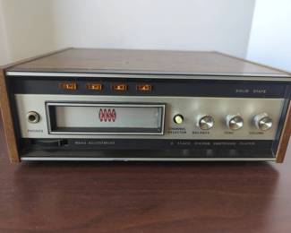 Ross RE-3430 Solid State 8-Track Player