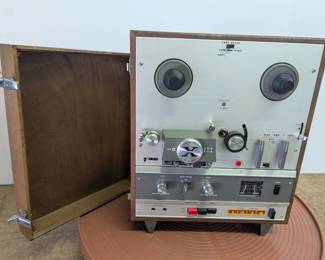 Akai X-1800SD Reel-to-Reel Tape Recorder