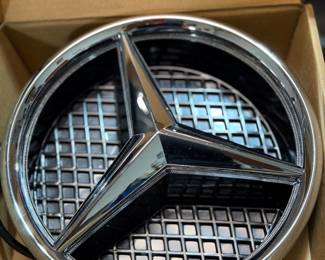 Mercedes-Benz Grille Emblem