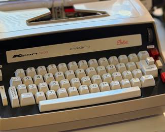 Vtg Kmart 1200 "Etude" Automatic 13 Portable Typewriter