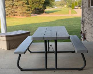 Lifetime Outdoor Picnic Table