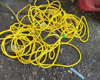 EXTENSION CORD