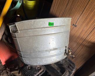 GALVANIZED TUB DISPENSER