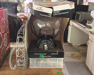 DRINK DISPENSER