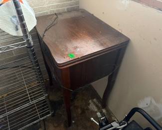 ELGIN SEWING MACHINE TABLE