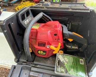 CHAINSAW