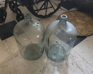 GLASS JUGS