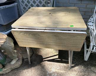 DROP LEAF TABLE