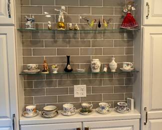 Cups and saucers and collectible