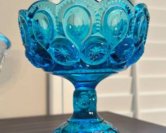 Vintage 1960's LE Smith "Moon & Stars" Pedestal Compote