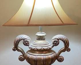 Urn style lamp