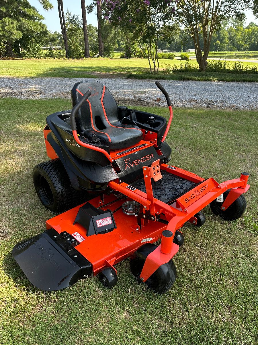 Bad Boy ZT Avenger Kohler 7000 series Pro 26hp 60" cut