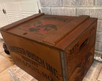 Budweiser crate 1976