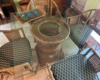 Beautiful Rattan table and chairs