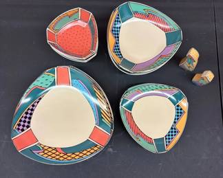 Lot #39 Rosenthal Dorothy Hafner Flash Pattern Porcelain Dinnerware Set Plates Bowls 1980s