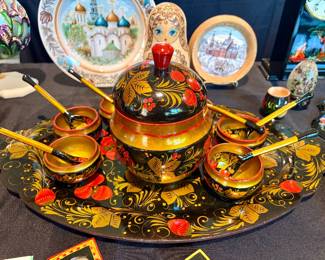 Handpainted Russian Khokhloma Tea Lacquerware 