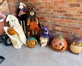 Great Outdoor Halloween Decor