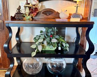 Very nice 3-Tier Console Table