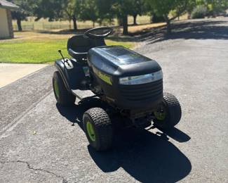 POULAN Made by Husqvarna