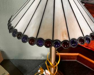 Has matching Lamp & also Floor Lamp