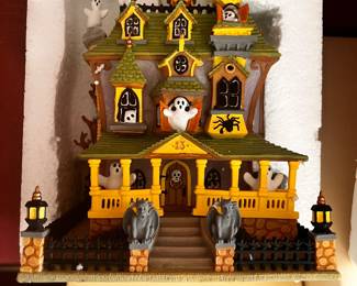 LENOX Collection Halloween House