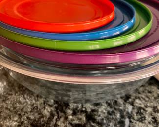 Lg Bowl Set w/lids