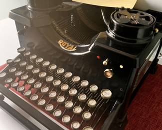 Royal typewriter antique