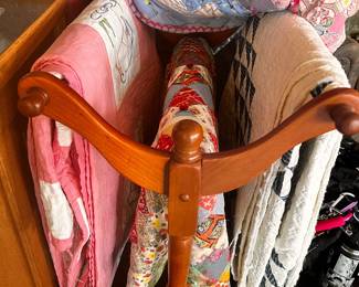 Vintage Porch Quilts & Quilt Stand