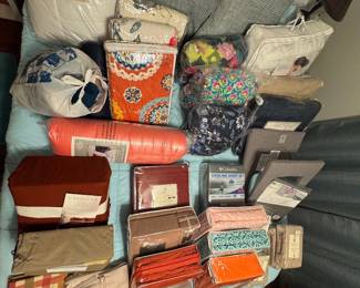 Large amounts of new bedding 